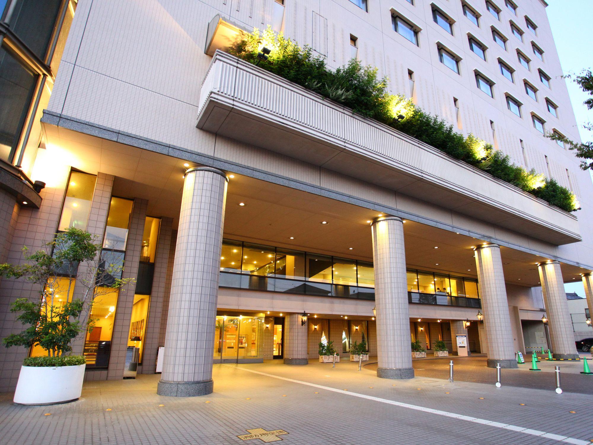 Hotel Crown Palais Chiryu Luaran gambar